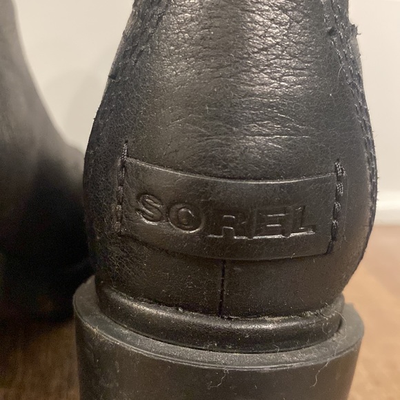 Black Sorel Chelsea Boot - Picture 3 of 4